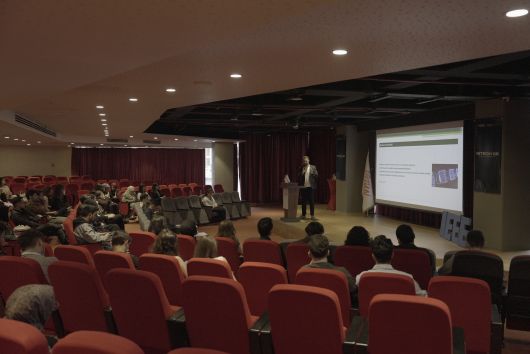 Geleceğin Teknolojileri ve Girişimcilik Vizyonu ISTECH '25 Teknoloji Zirvesinde Buluştu